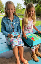 Load image into Gallery viewer, Mini LUXE TRAVEL ENTERTAINER